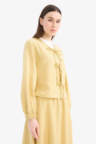 Relax Fit Front Tied Linen Long Sleeve Blouse