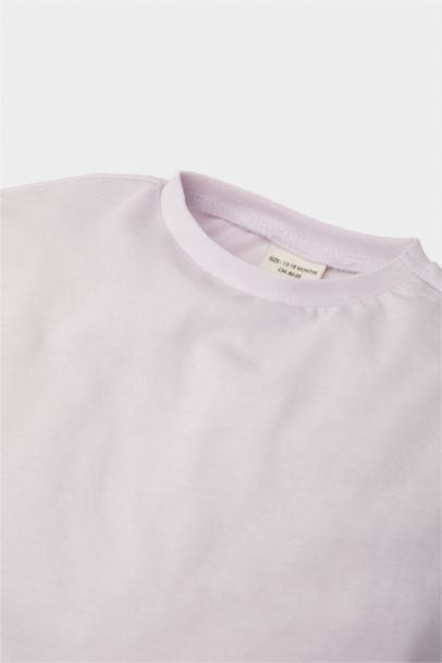 تيشيرت بيبي بناتي كم طويل قصة عادية بياقة مستديرة