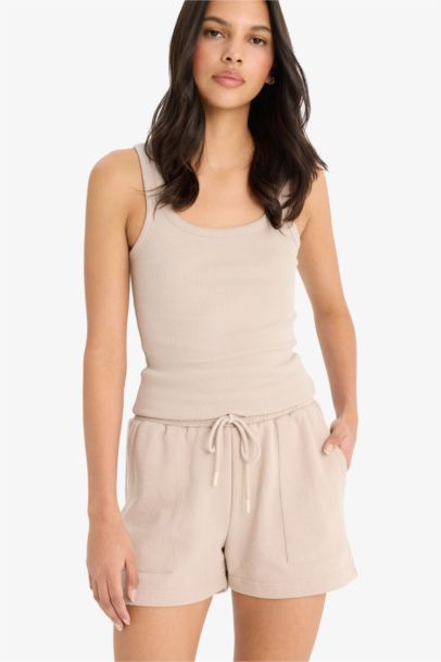 Slim Fit Basic Camisole Round Collar Tank Top