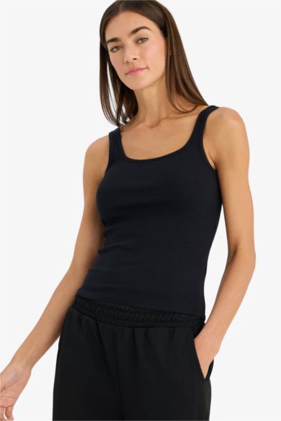 Slim Fit Basic Camisole Round Collar Tank Top