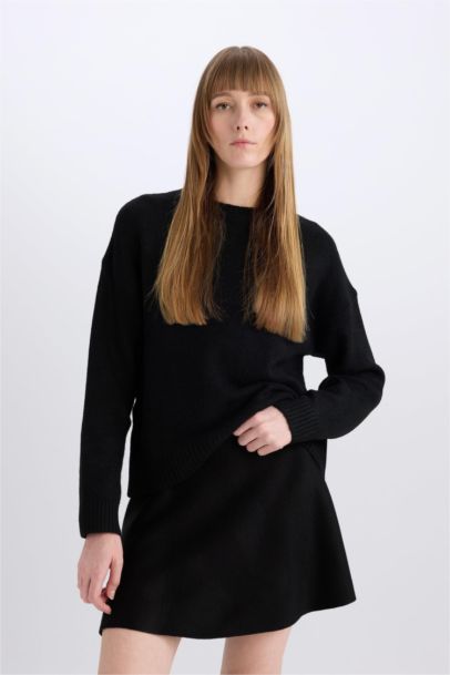 تنورة قصيرة من تريكو قصة A