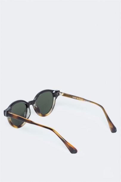 Woman Round Black Plastic Frame Black Lens Sunglasses