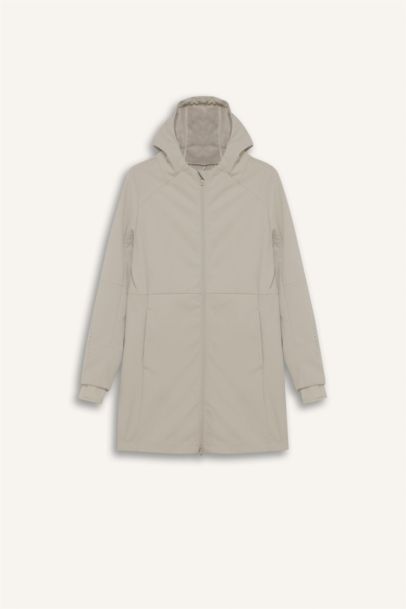 Su İtici Softshell Slim Fit Dar Kesim Kapüşonlu Fermuarlı Cepli Parka