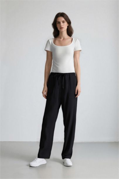 Carrot Fit Regular Hem Trousers