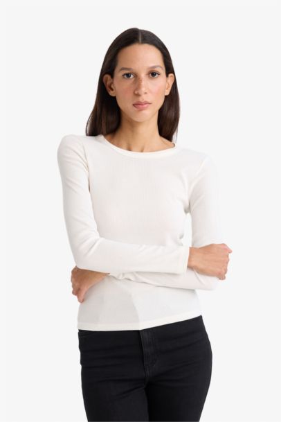 Woman Long Sleeve T-Shirt