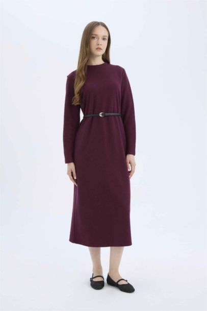Regular Fit Crew Neck Belted Selanik Fabric Maxi Dress
