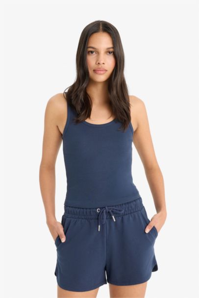 Slim Fit Basic Camisole Round Collar Tank Top