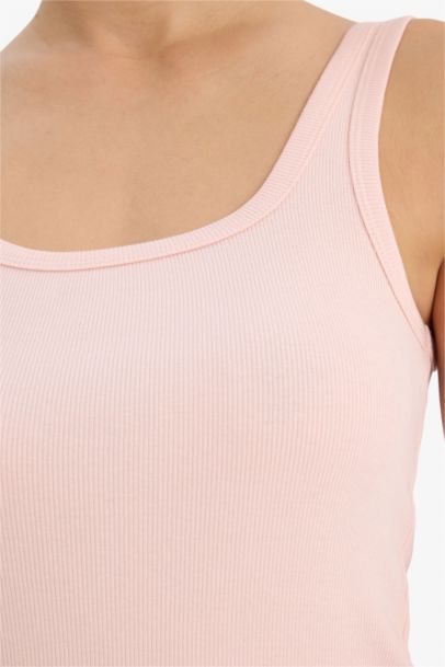 ديباردور مضلع سليم فيت برقبة مستديرة