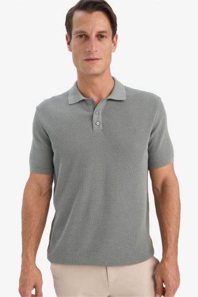 %100 Pamuk Standart Fit Polo Yaka Kısa Kollu Triko Tişört