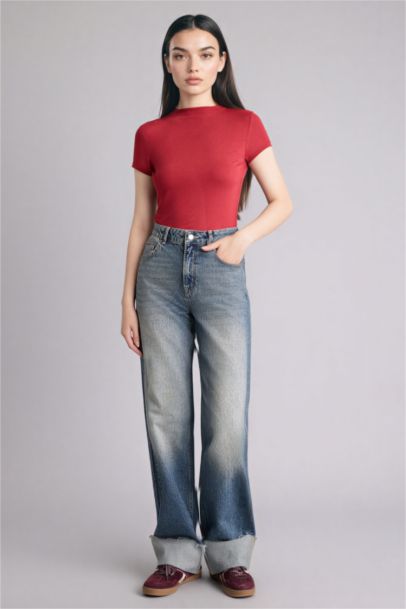 Woman Short Sleeve T-Shirt