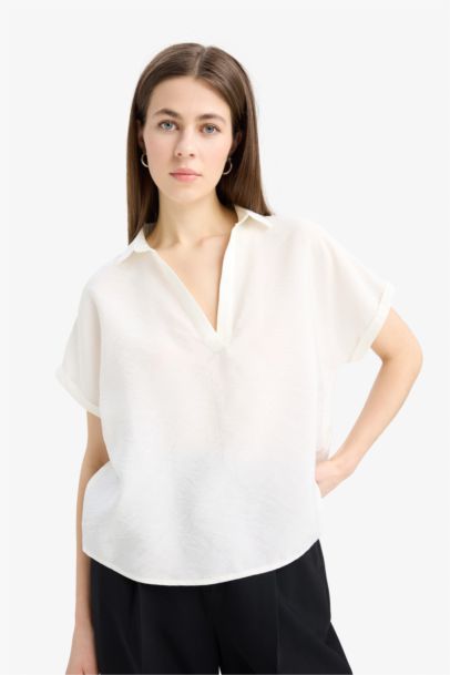 Comfort Fit Shirt Collar Basic Blouse