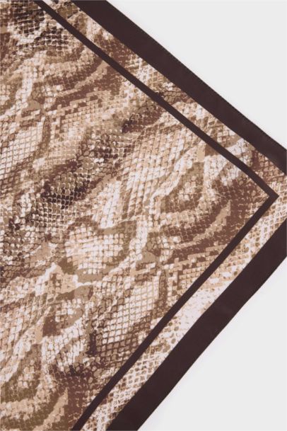 Kadın Desenli Saten Fular