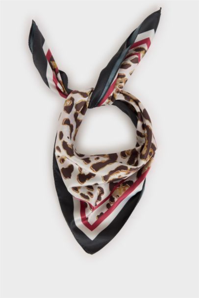 Woman Printed Foulard