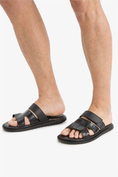 شبشب رجالي جلد صناعي بكعب مسطح