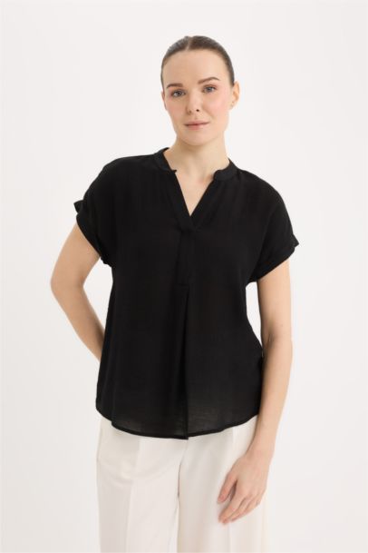 Regular Fit Open Neck Basic Blouse