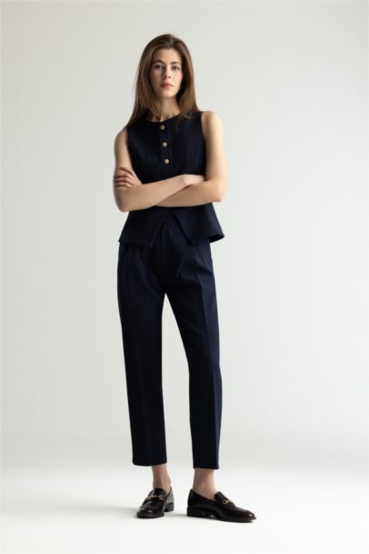 Pantalon droit à taille haute avec poches Coupe carrote