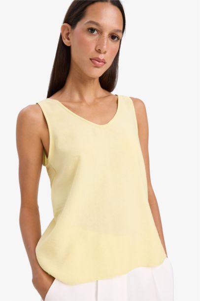 Regular Fit V-Neck Sleeveless Blouse