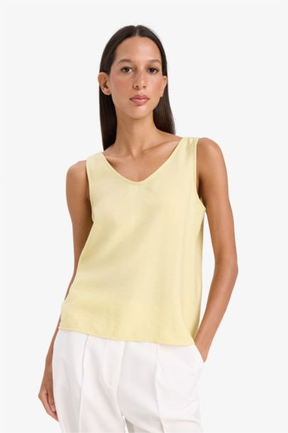 Regular Fit V-Neck Sleeveless Blouse