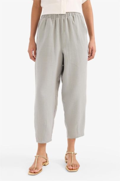 Tapered Fit High Waist Muslin Trousers