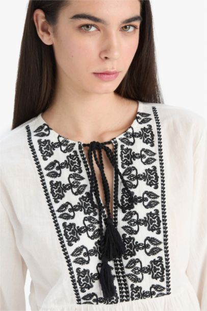 Regular Fit Crew Neck Long Sleeve Blouse