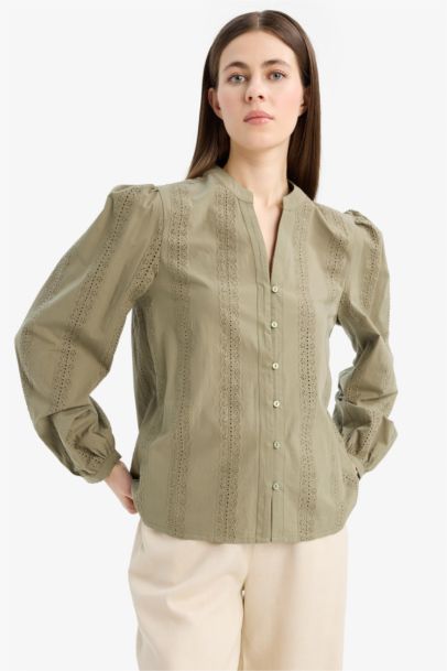 قميص ردن طويل مخرم سليم فيت بياخة مستديرة