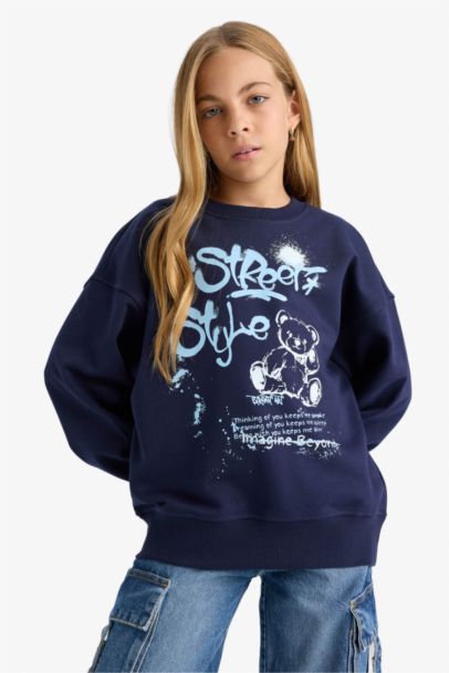 Girl Oversize Fit Crew Neck Printed Back Sweatshirt