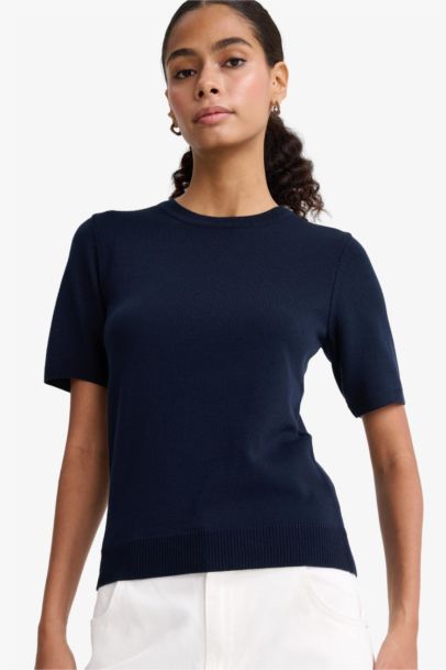 Regular Fit Crew Neck Short Sleeve Knit Pullover