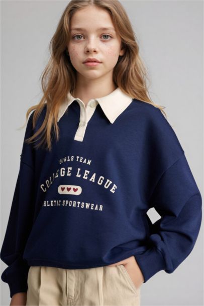 سويت شيرت بناتي مطبوع قصة مريحة وياقة بولو