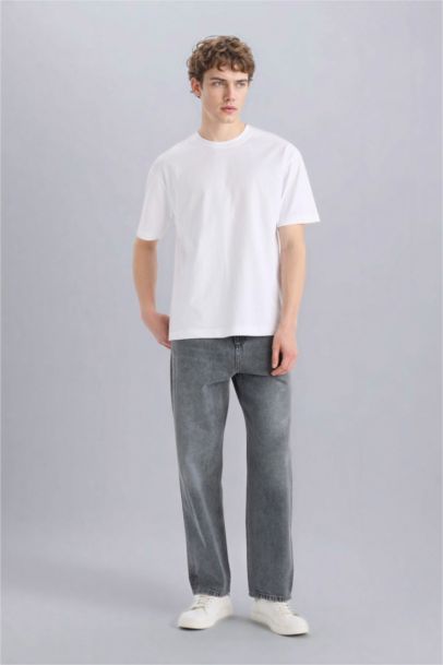 %100 Pamuk Oversize Geniş Kalıp Bisiklet Yaka Basic Düz Kısa Kollu Beyaz Tişört