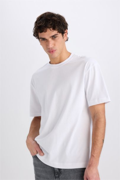 %100 Pamuk Oversize Geniş Kalıp Bisiklet Yaka Basic Düz Kısa Kollu Beyaz Tişört