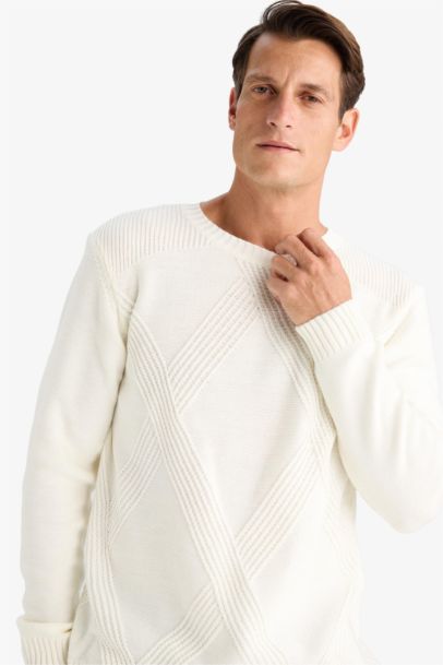 Standart Fıt Bisiklet Yaka Triko Kazak