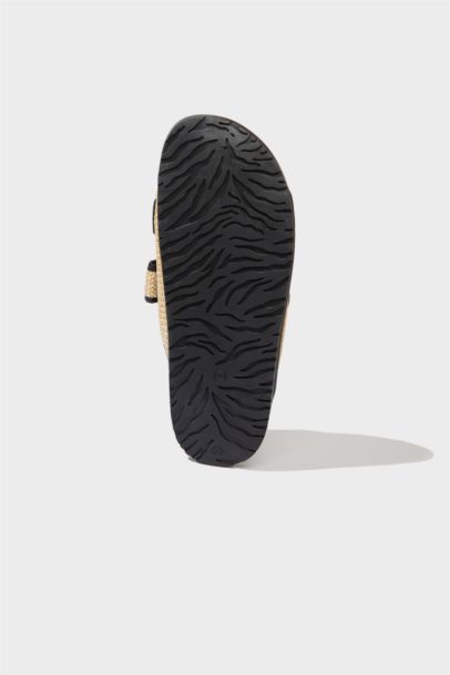 Woman Flat Sole Double Banded Straw Slippers