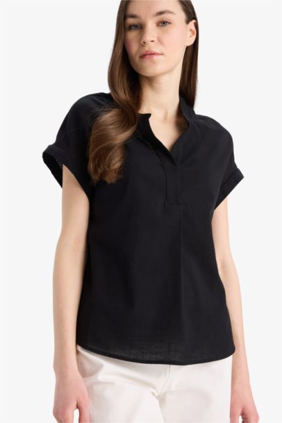 Regular Fit Crew Neck Short Sleeve Blouse