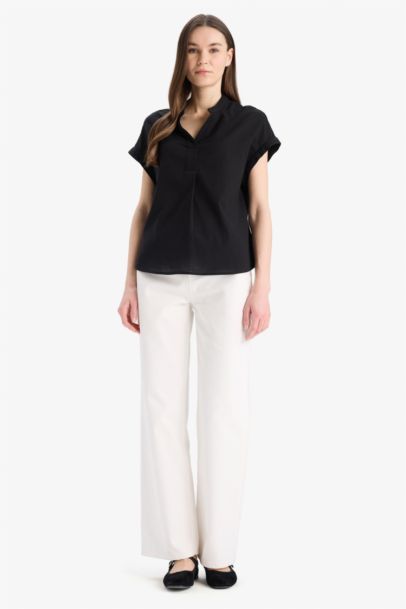 Regular Fit Crew Neck Short Sleeve Blouse