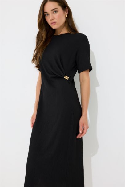 Regular Fit Crew Neck Basic Crepe Midi Dress
