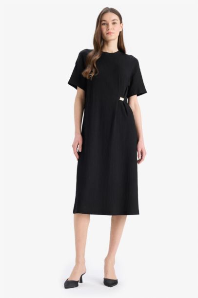Regular Fit Crew Neck Basic Crepe Midi Dress