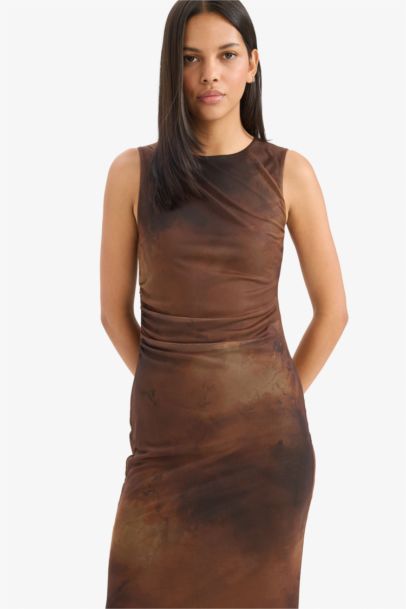 Bodycon Vücudu Saran Bisiklet Yaka Desenli Tül Kolsuz Midi Elbise