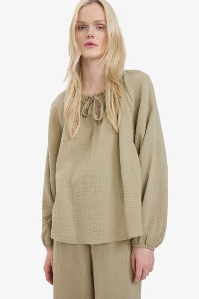 Oversize Geniş Kalıp Bağcıklı Yaka Müslin Uzun Kollu Bluz