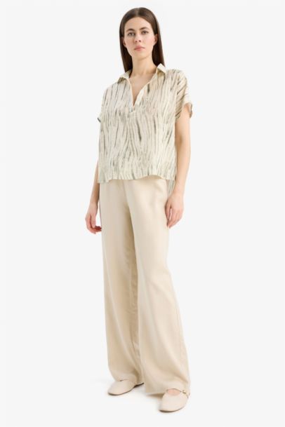 Oversize Fit Shirt Collar Printed Short Sleeve Blouse