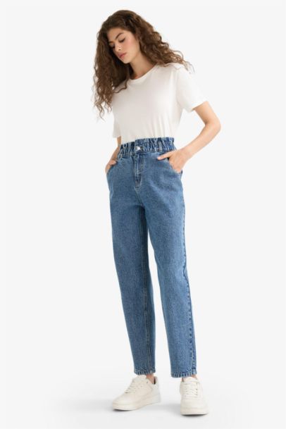 Paperbag High Waist Straight Leg Jeans