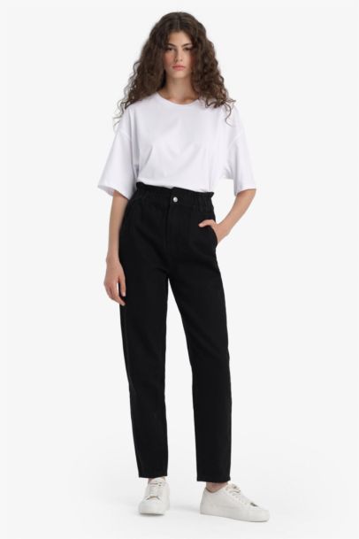 Paperbag High Waist Straight Leg Jeans