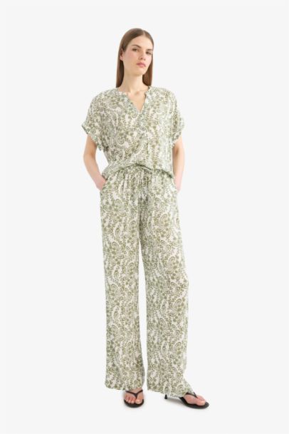 Straight Fit Printed Trousers