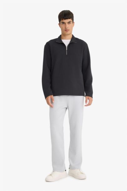 Regular Fit Beli Bağcıklı Düz Paça Cepli Eşofman Altı