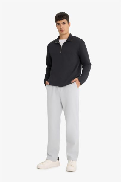 Regular Fit Beli Bağcıklı Düz Paça Cepli Eşofman Altı