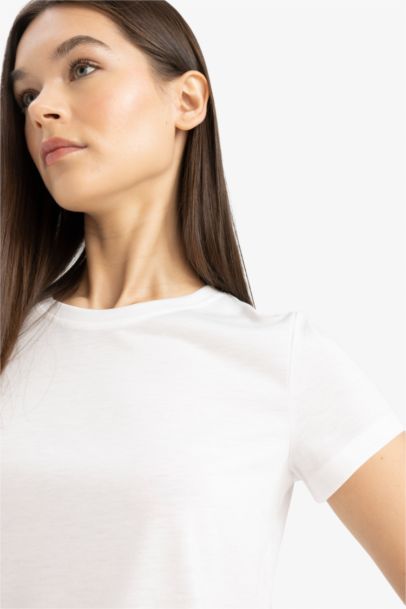 Fitted Crew Neck Basic Short Sleeve T-Shirt