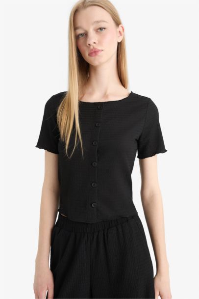 Slim Fit Short Sleeve Shirt