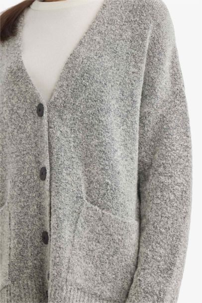 Oversize Fit V-Neck Cardigan