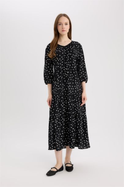 Regular Fit Patterned V Neck Maxi Dress