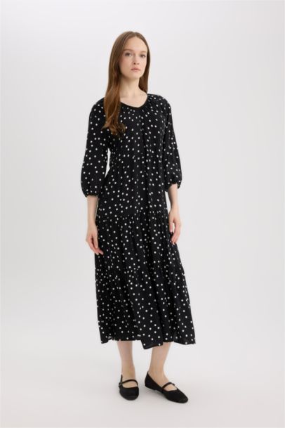 Regular Fit Patterned V Neck Maxi Dress
