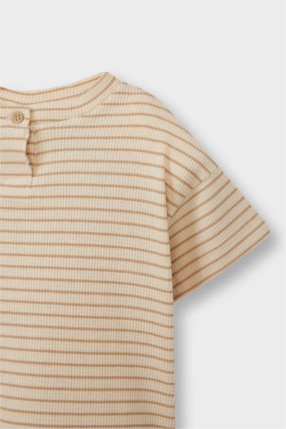 Ensemble gaufré rayé T-shirt et Short taille élastique pour bébé garçon